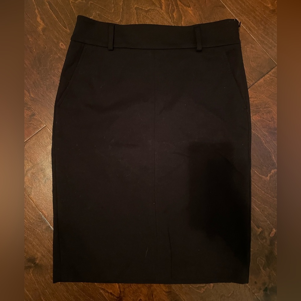 Banana Republic Black Pencil Skirt Knee-Length Work